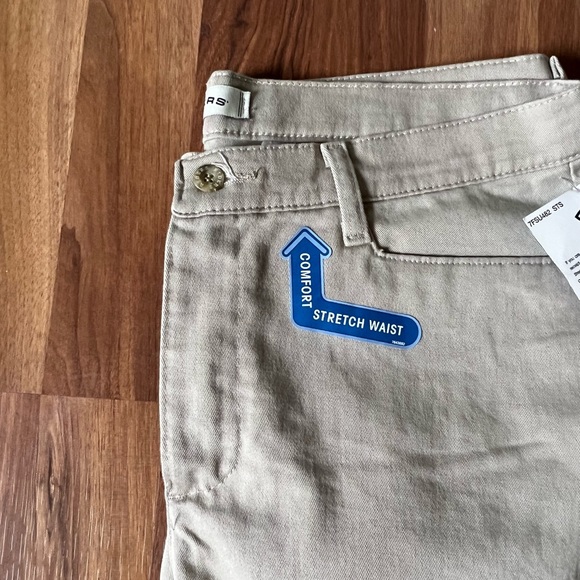 Lee Riders Capris - Picture 2 of 9